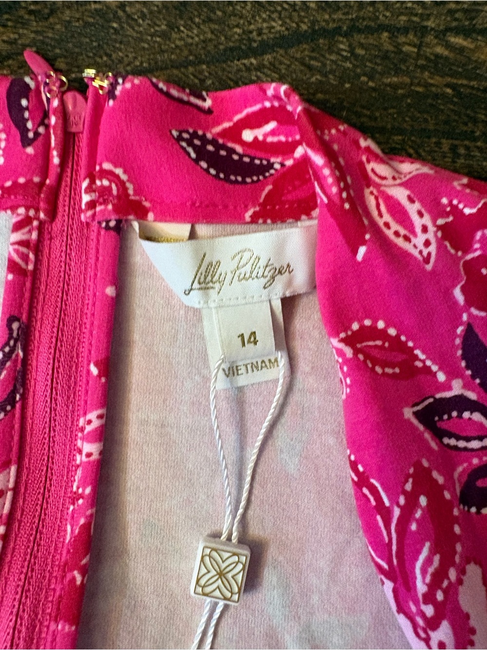 Lilly Pulitzer Wisteria Dress Women 14 Pink Giraffic Park NWOT V-Neck Tie - Picture 8 of 12